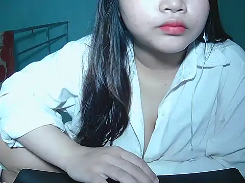 Lily3322 online show from April 2026 12:56:01 AM