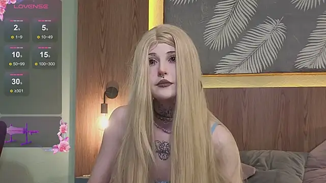 MilkMeSoftly online show from October 2025 08:27:02 AM