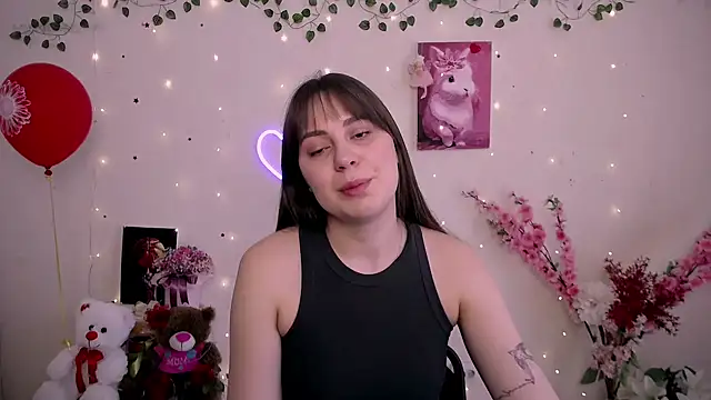 Amanda Bright  online show from April 2026 10:27:01 AM