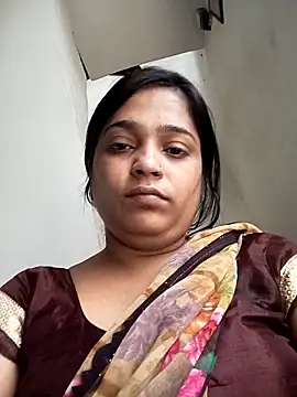 Snapshot of Trisha_71 chatting on September 2025 04:01:01 AM Trisha 71 online show from September 2025 04:01:01 AM