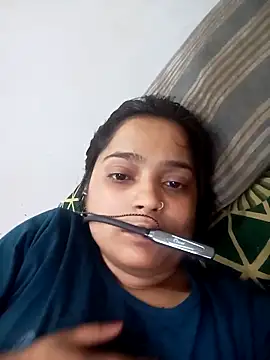 Snapshot of Trisha_71 chatting on September 2025 08:03:01 AM Trisha 71 online show from September 2025 08:03:01 AM