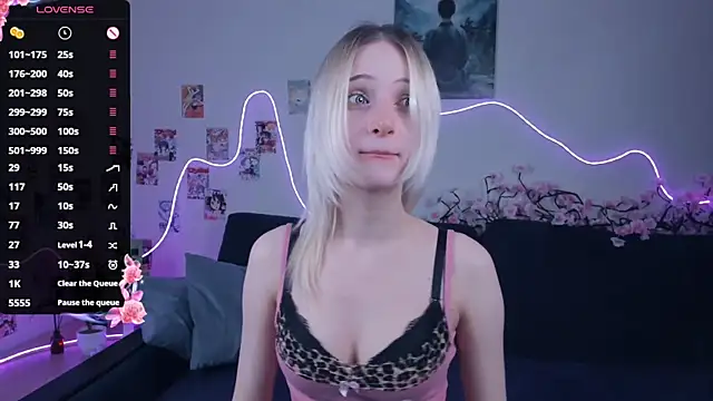 Megan--chan online show from March 2026 05:08:01 PM