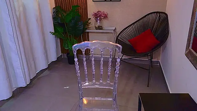 Lia Mar  online show from May 2026 07:44:02 PM