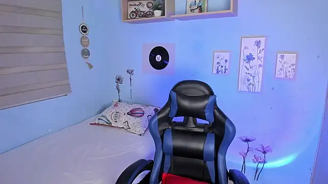 Nicky lucy m online show from January 2026 03:22:01 AM