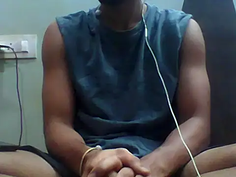 sunny26814 online show from March 2026 07:11:01 PM