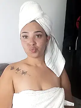 meli  brown online show from October 2025 03:53:01 AM