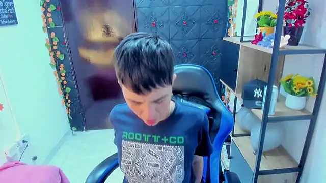  Hannah Hot online show from April 2026 06:19:01 AM