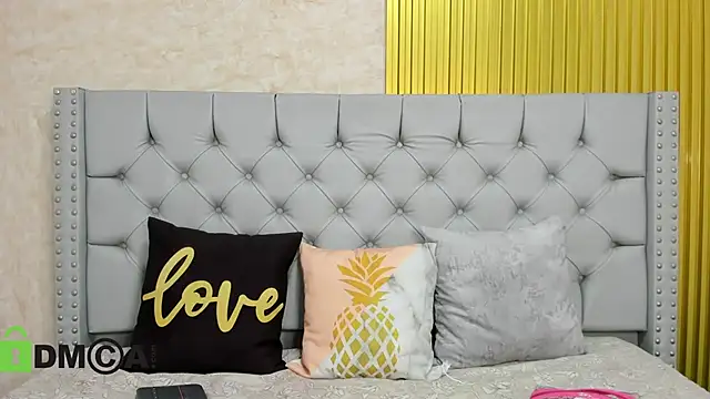 Skarlet 04 online show from November 2025 04:08:02 PM