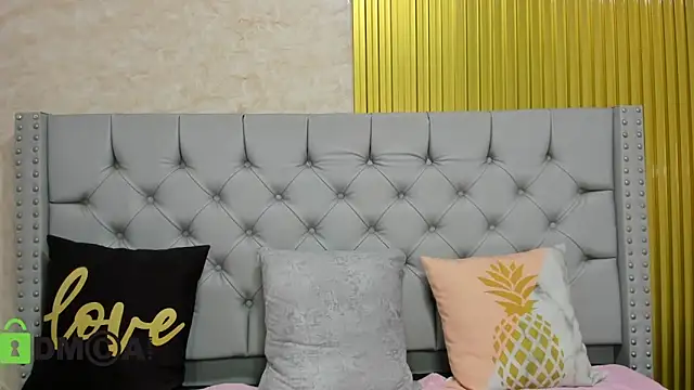 Skarlet 04 online show from November 2025 03:44:02 PM