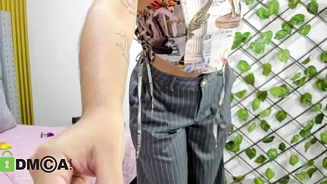 Skarlet 04 online show from November 2025 05:25:01 PM