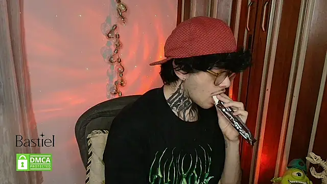 Mihail leroy online show from October 2025 01:36:02 AM