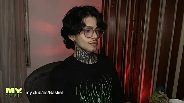 Mihail leroy online show from April 2026 02:45:02 AM