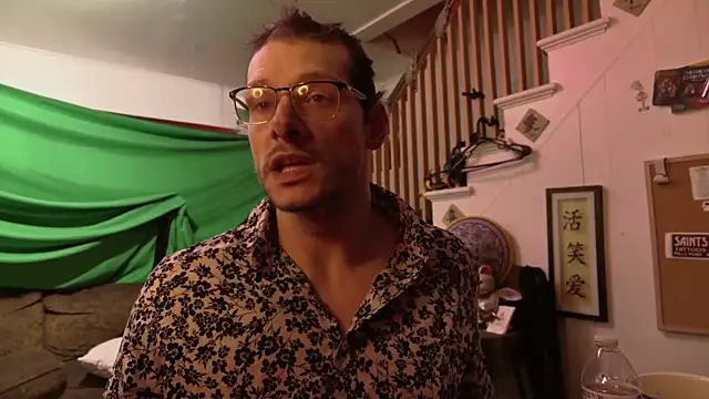 MasterDaddyCool online show from December 2025 07:53:02 PM