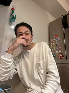 Snapshot of muut1215 chatting on November 2025 04:18:02 PM muut1215 online show from November 2025 04:18:02 PM