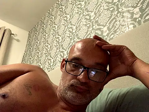 halfcastlad online show from September 2025 09:15:01 PM