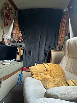 ladyboatlady online show from March 2026 06:19:02 AM