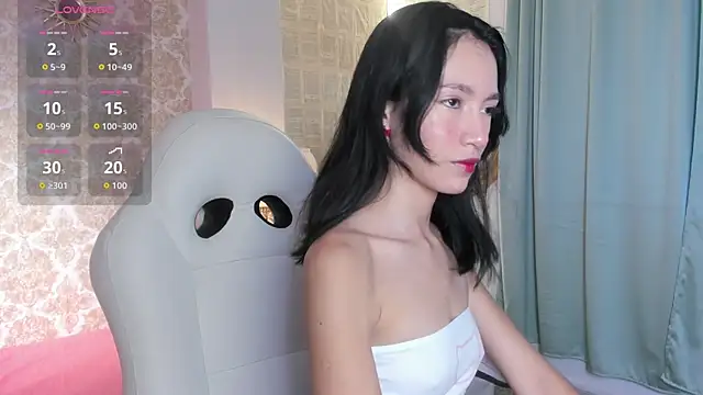 Snapshot of LilyThea chatting on September 2025 08:43:01 PM LilyThea online show from September 2025 08:43:01 PM