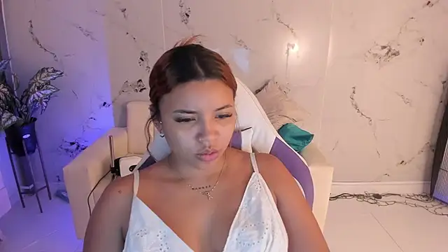 Snapshot of scarlett_enjoy1 chatting on September 2025 12:27:02 PM scarlett enjoy1 online show from September 2025 12:27:02 PM