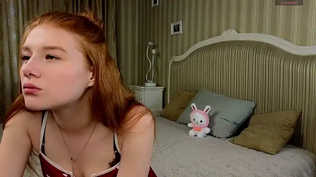 Snapshot of Juuulia_ chatting on September 2025 02:41:01 PM Juuulia online show from September 2025 02:41:01 PM