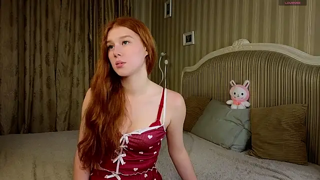 Snapshot of Juuulia_ chatting on September 2025 02:44:01 PM Juuulia online show from September 2025 02:44:01 PM