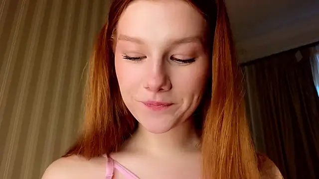 Juuulia  online show from May 2026 03:00:01 PM