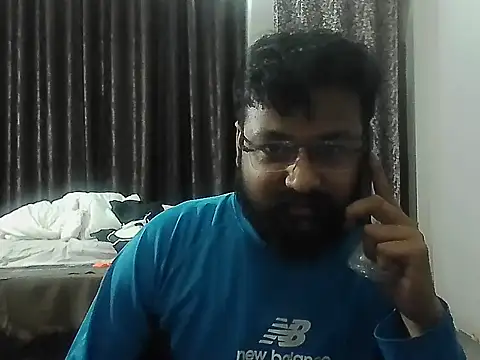 Dollseye online show from February 2026 01:51:01 PM