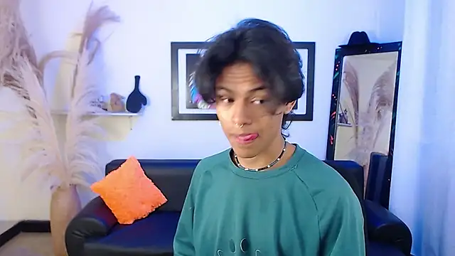 Snapshot of dreyk20 chatting on September 2025 02:22:01 PM dreyk20 online show from September 2025 02:22:01 PM