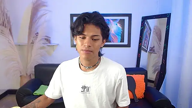 Snapshot of dreyk20 chatting on October 2025 01:20:01 PM dreyk20 online show from October 2025 01:20:01 PM