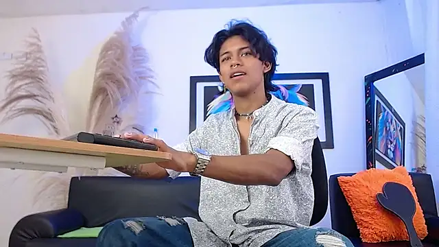 Snapshot of dreyk20 chatting on October 2025 02:04:02 PM dreyk20 online show from October 2025 02:04:02 PM