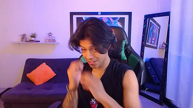 Snapshot of dreyk20 chatting on October 2025 01:34:02 PM dreyk20 online show from October 2025 01:34:02 PM