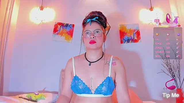 Karlaliones69 online show from September 2025 11:48:01 AM