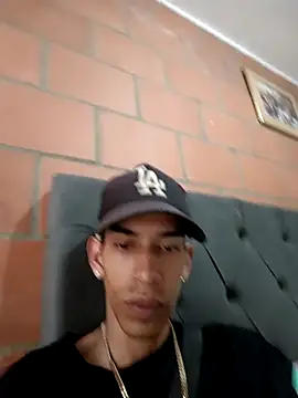 briamhoconor xh online show from November 2025 07:35:01 PM