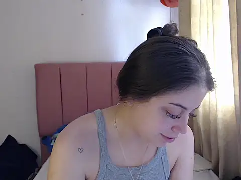 Snapshot of Alaina_Blessed chatting on September 2025 02:52:02 PM Alaina Blessed online show from September 2025 02:52:02 PM