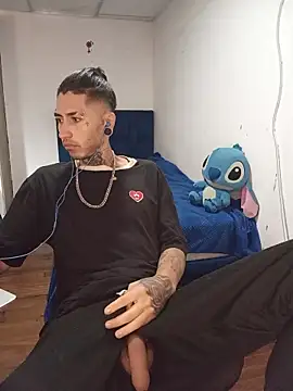 Tattoboy19cm online show from April 2026 02:21:01 PM