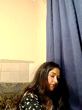 cute indianxo online show from April 2026 09:39:33 PM