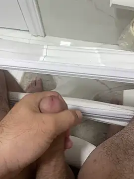 Heros2000 online show from April 2026 05:21:01 AM