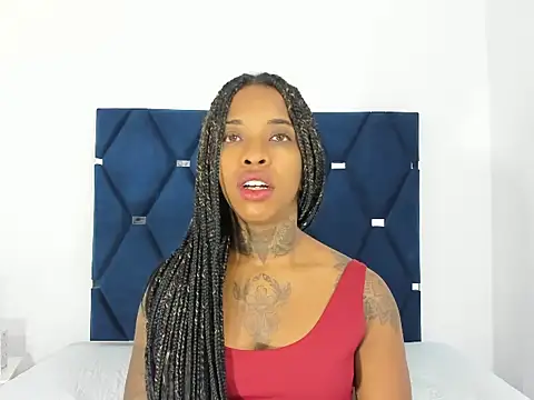 Pauline Fox online show from October 2025 01:47:01 AM