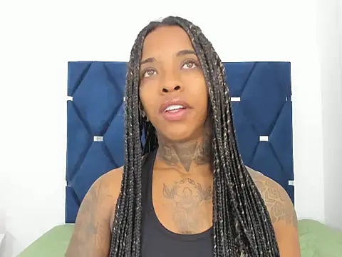 Pauline Fox online show from October 2025 01:52:02 AM