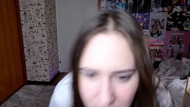 LucyRose3 online show from November 2025 04:51:01 PM