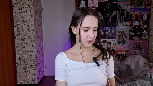 LucyRose3 online show from December 2025 01:15:01 PM