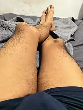 Yucsingl1 online show from April 2026 12:28:02 PM