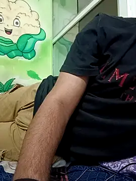 aarav 013 online show from April 2026 05:28:01 PM