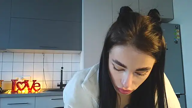 EvaMelnik online show from September 2025 02:31:02 PM