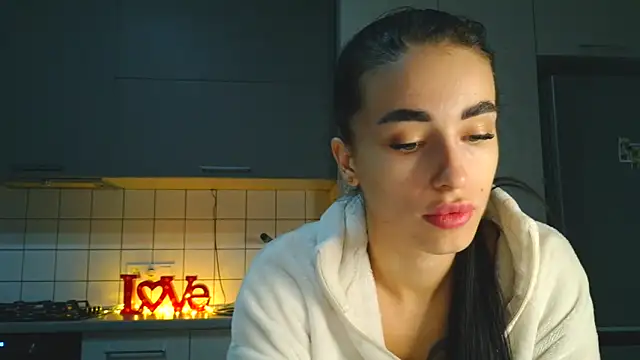 EvaMelnik online show from October 2025 04:28:01 PM