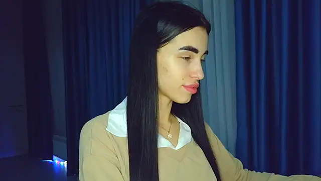 EvaMelnik online show from November 2025 06:04:02 PM