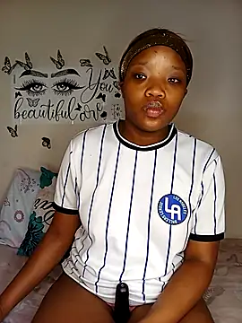 Young Slut21 online show from October 2025 01:47:02 AM