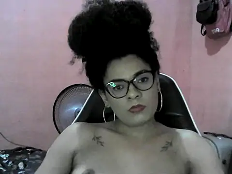 Cachinhospreto online show from June 2026 11:52:01 PM