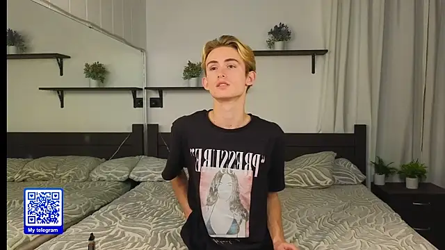 tommy XXX online show from October 2025 10:41:01 PM