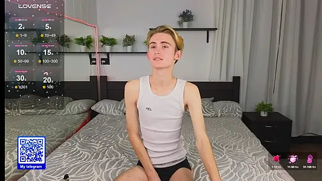 tommy XXX online show from October 2025 03:02:01 PM