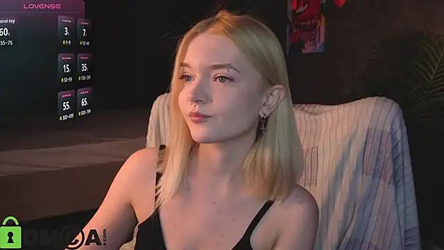 Snapshot of Carrie_Foster chatting on March 2026 12:56:01 PM Carrie Foster online show from March 2026 12:56:01 PM